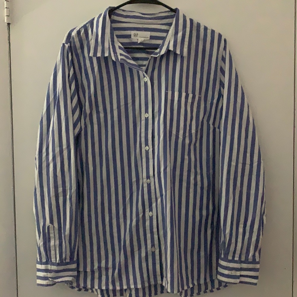 Striped GAP Shirt
